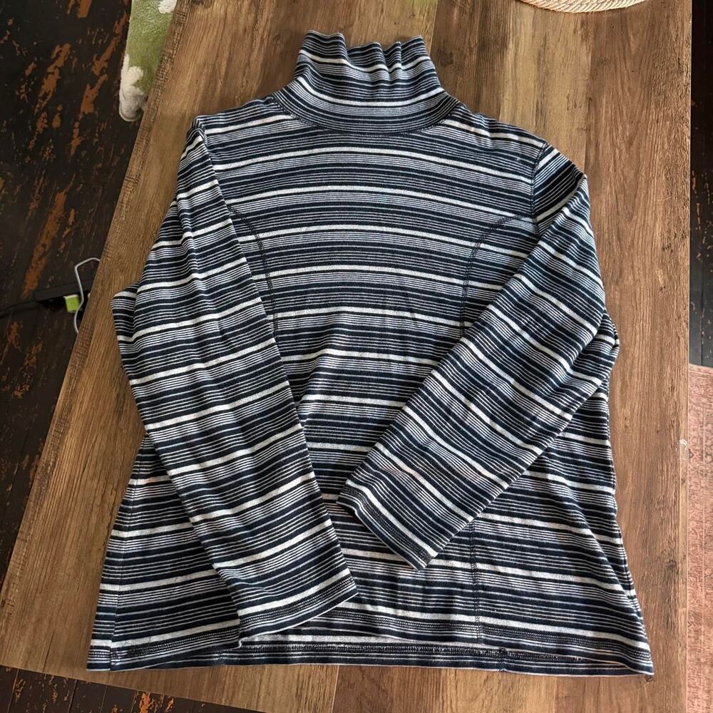Liz Claiborne striped sweater
